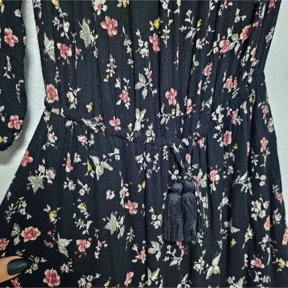 Abercrombie & Fitch Ditsy Floral Off Shoulder Floral Crochet Hem Romper Size XS - Picture 5 of 13